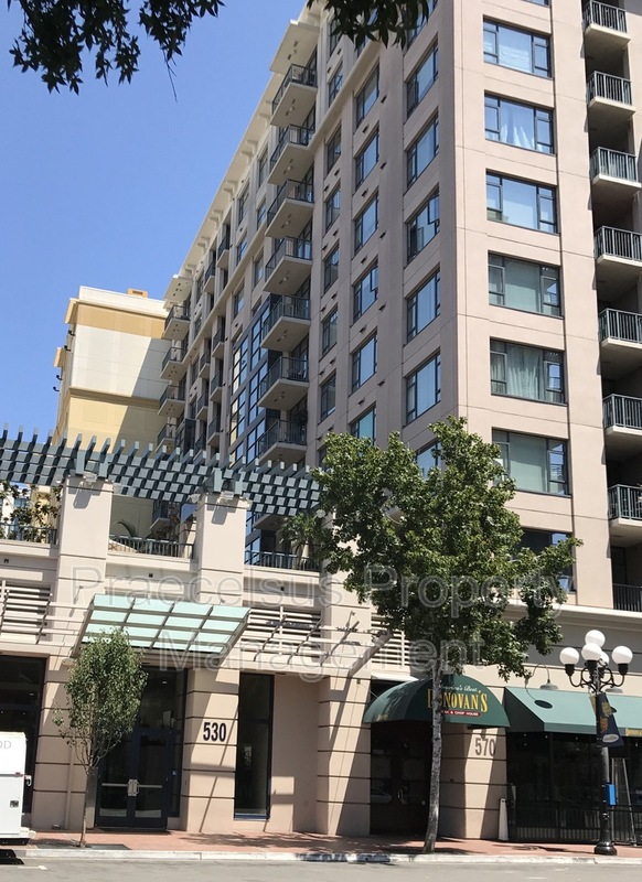 San Diego House: 530 K Street