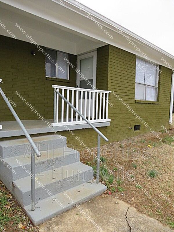 Request a Viewing for 907 Stevens Court NE, Apt. 3 Tenant Turner