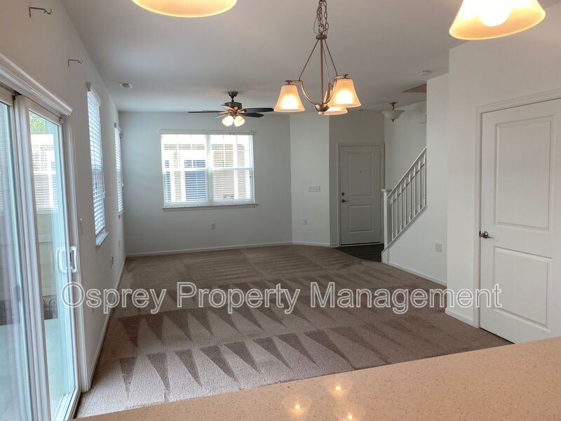 Stylish 2-Bedroom Condo in Spence Crossing - Photo 11