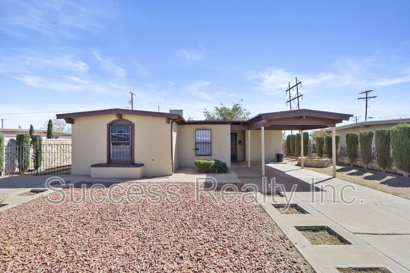 El Paso House: 5440 Viceroy Drive