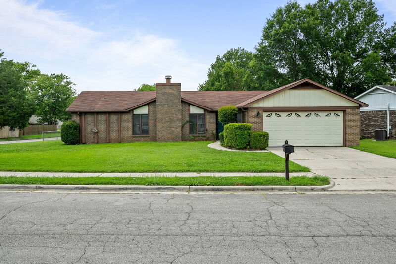 Huntsville House: 1028 Kinsey Drive Southeast