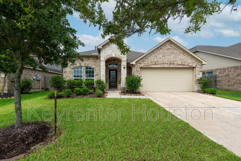 Rosharon House: 4446 Barnstone Ridge Lane
