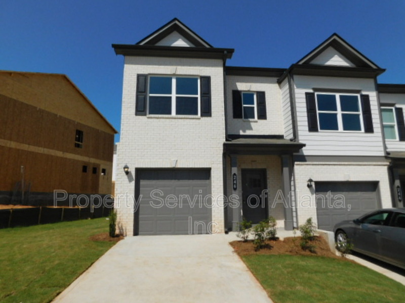 Cartersville Townhome: 246 Dupont Dr