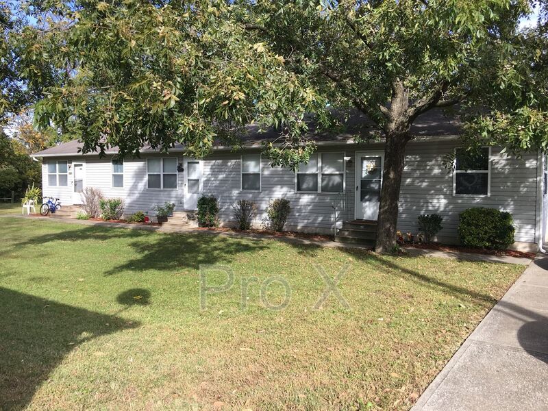 Pittsburg House: 812 E. Jackson
