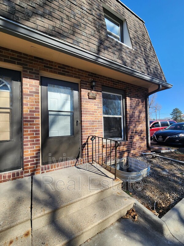 Lincoln Condo: 1501 David Dr