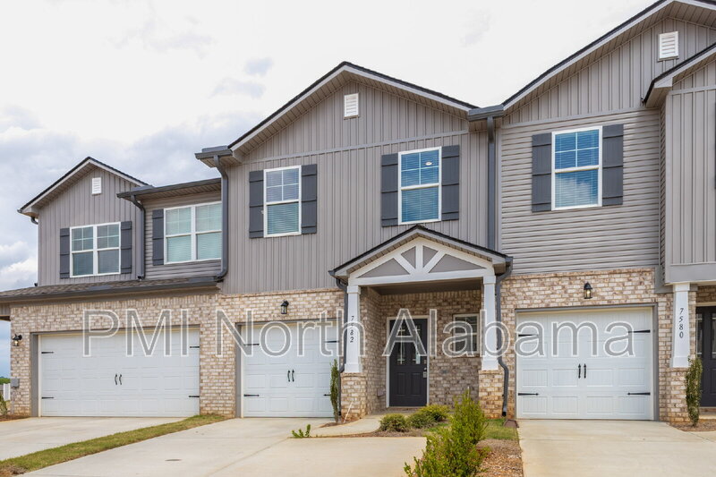 Huntsville Townhome: 7580 Discovery Point Drive Northwest