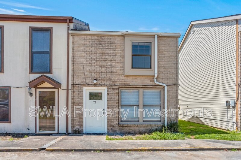 Lake Charles House: 475 N Perkins