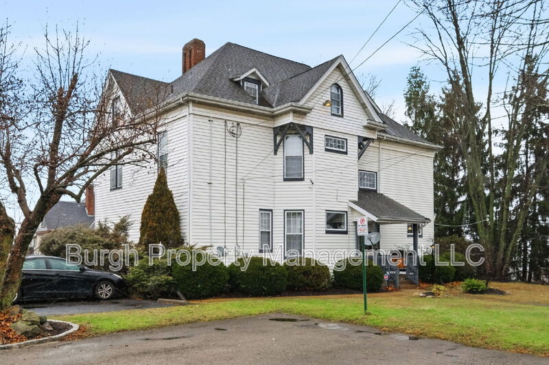 Clairton Condo: 502 Walnut Ave