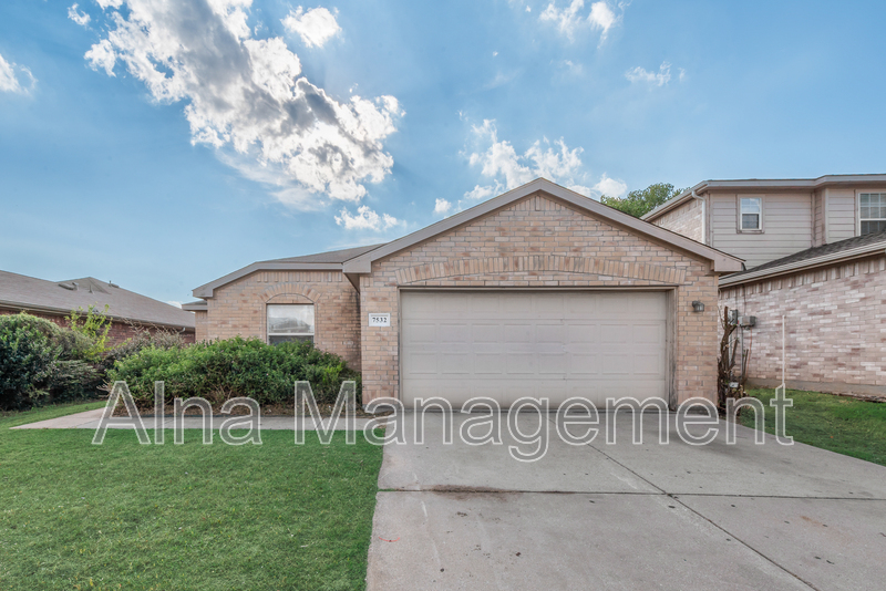 Fort Worth House: 7532 Rock Garden Trl
