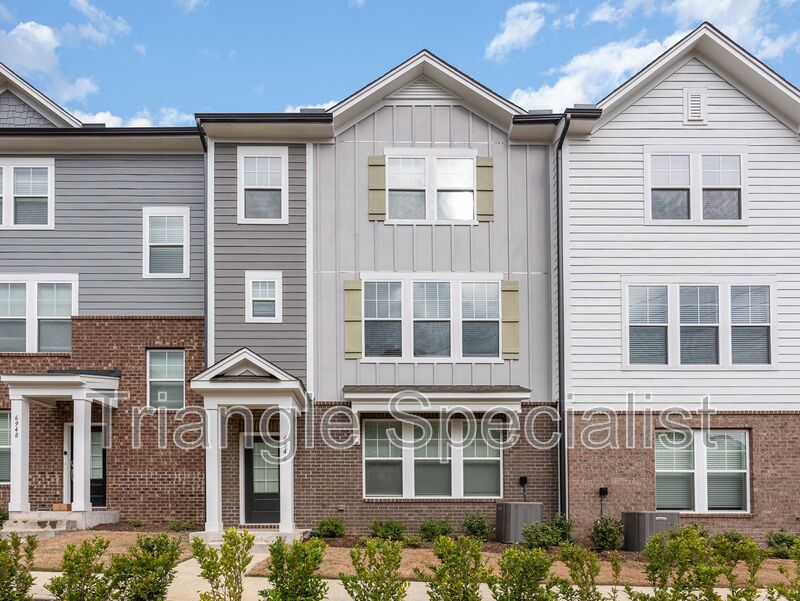 Raleigh Townhome: 6946 Leesville Road
