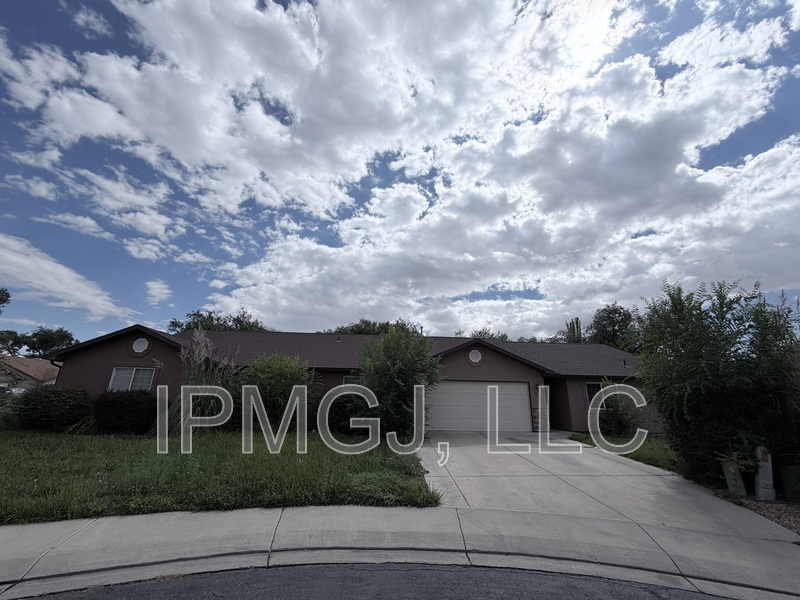 Grand Junction House: 3023 Autumn Glenn Court