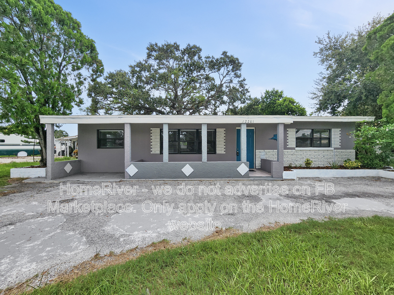 Largo House: 12201 106th St