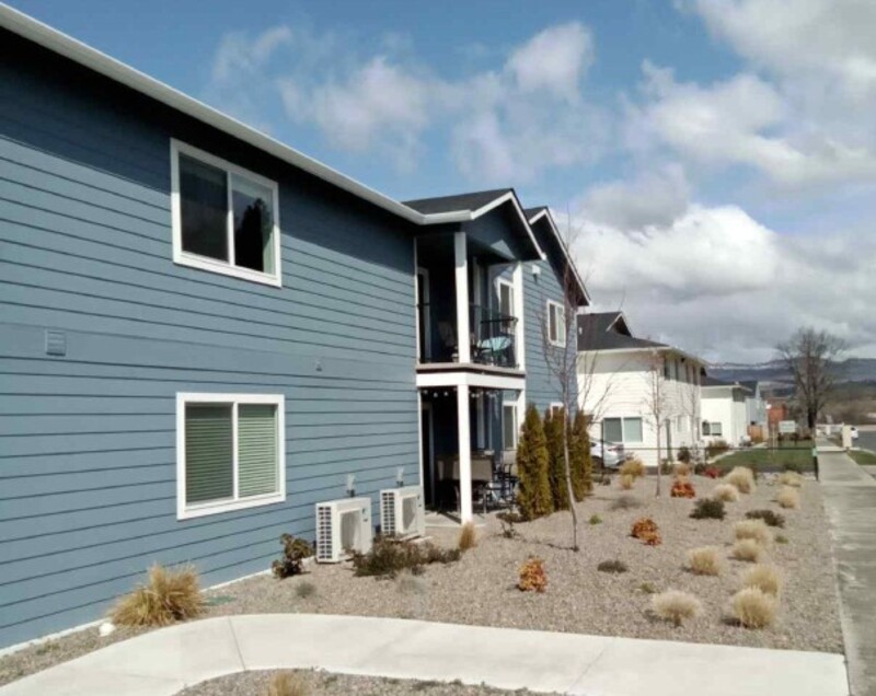 Phoenix Condo: 220 Cheryl Ln