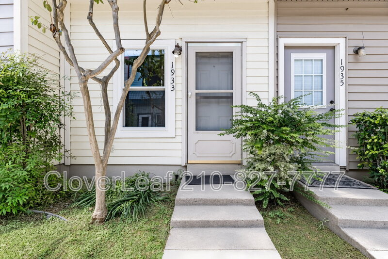 San Antonio House: 1933 Crossgate Park