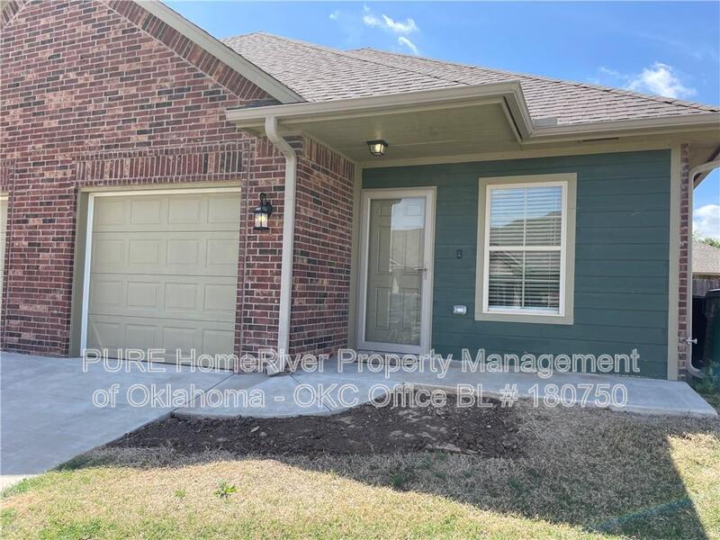 Oklahoma City House: 1032 SW 92nd St