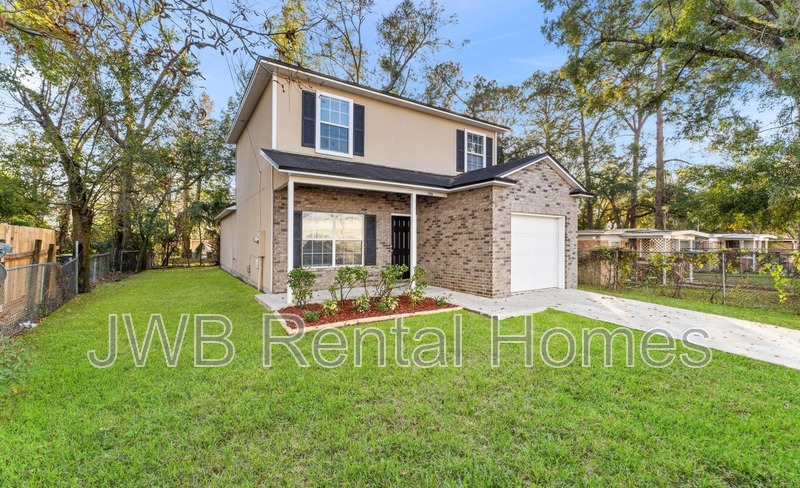 Jacksonville House: 3330 Rayford St
