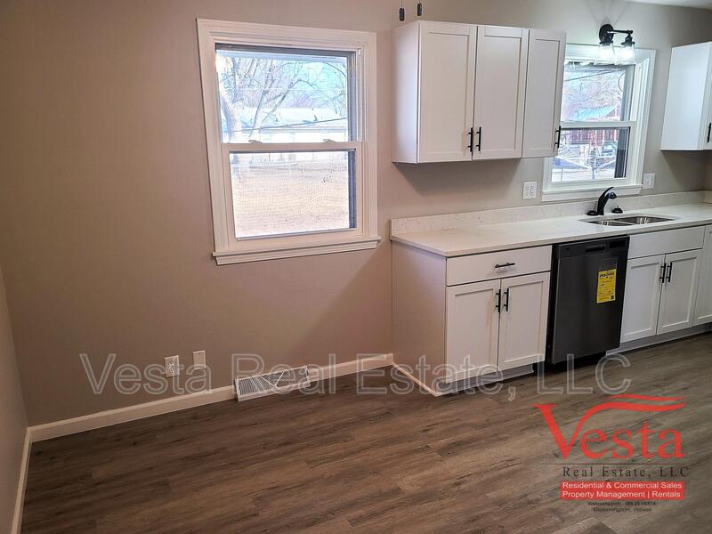 Bloomington House: 1219 Rutledge Rd