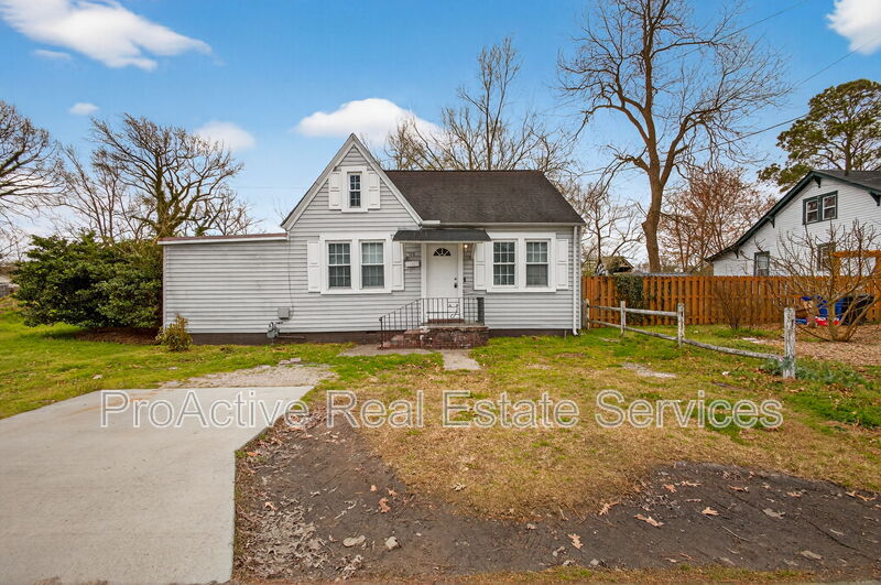 Portsmouth House: 108 Wright Ave