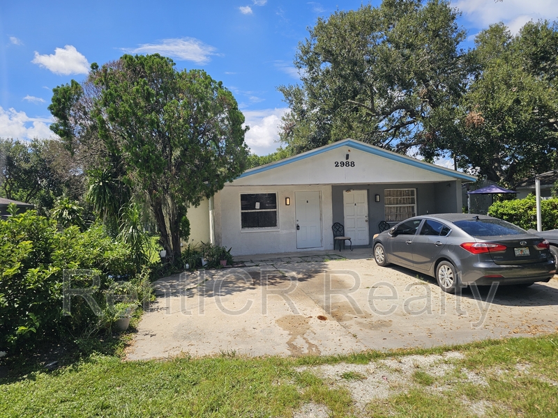 Largo Condo: 2988 Green Acres Ave Apt B