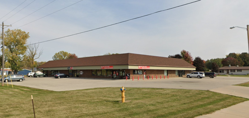 Menasha House: 1077 Racine Road