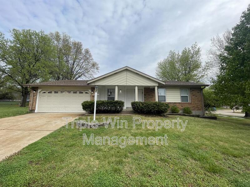 Saint Louis House: 1725 Orletto Way