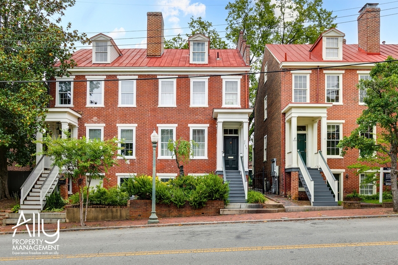 Richmond House: 2206 East Broad Street