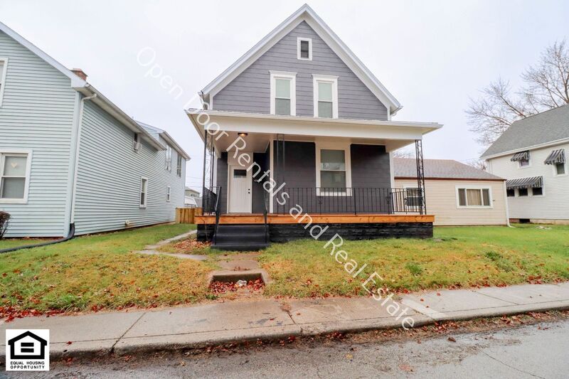 Fort Wayne House: 425 5th St