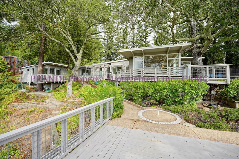 Kentfield House: 35 Spring Road