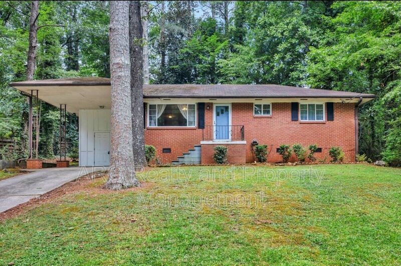 Request a Viewing for 2547 Lancaster Drive Tenant Turner