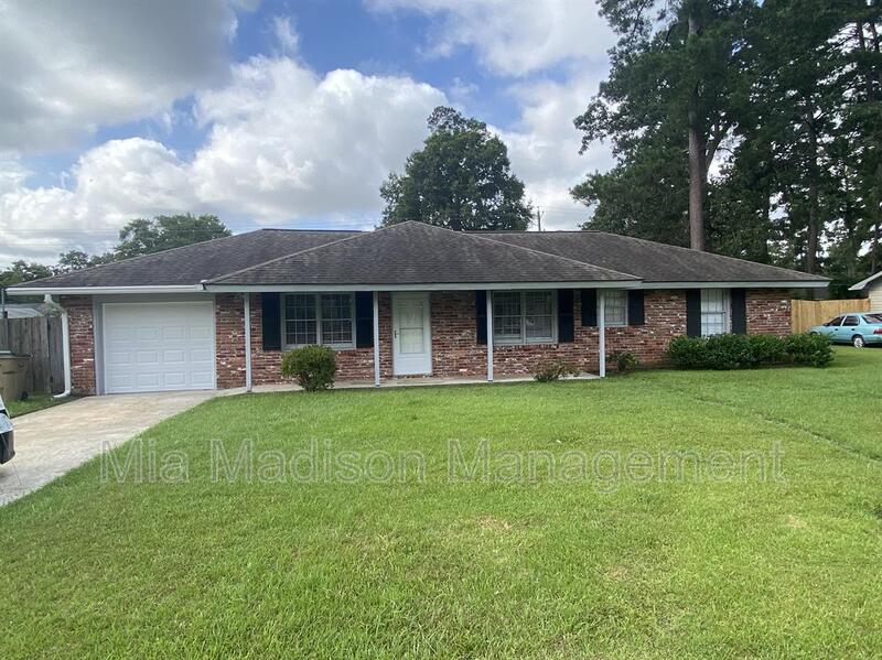 Port Wentworth House: 7 Treadway St