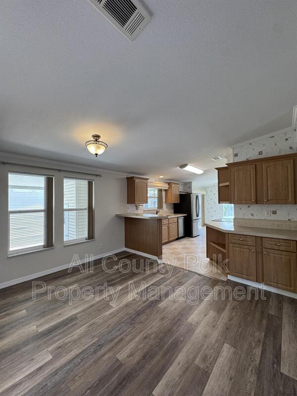 Main Rental Photo 8