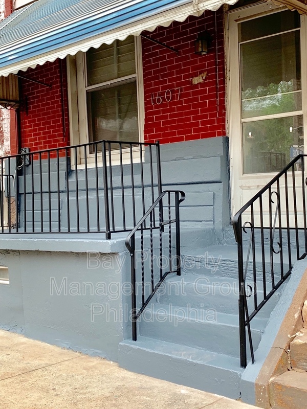 Philadelphia House: 1607 N 26th St