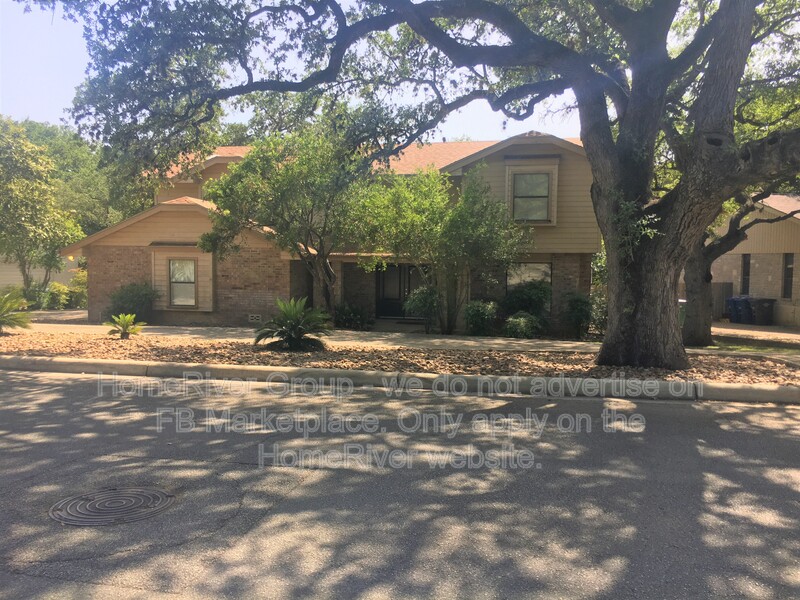 San Antonio House: 13823 Crown Bluff