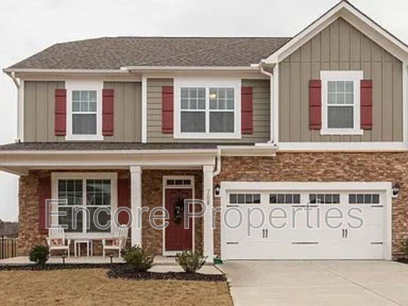 Fuquay Varina House: 708 Glenville Lake Dr