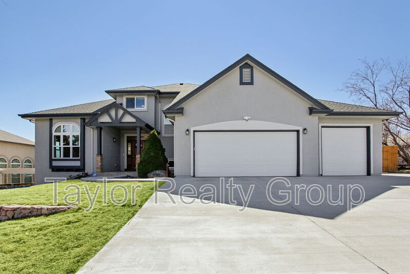 Golden House: 13190 West 10th Avenue