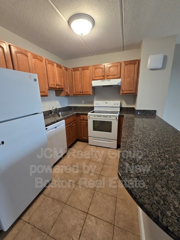 Lynn Condo: 80 Sagamore Street