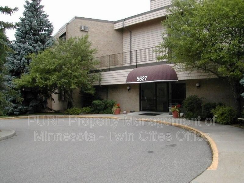 Minnetonka Condo: 5627 Green Circle Dr