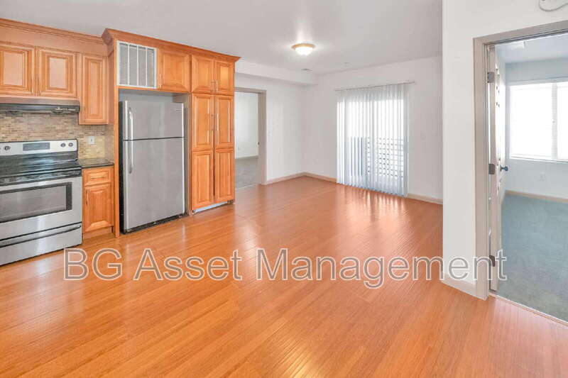Oakland Condo: 1459 MacArthur Blvd