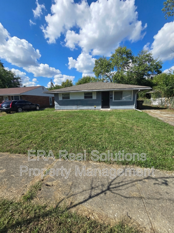 Columbus House: 1917 Pannell Av