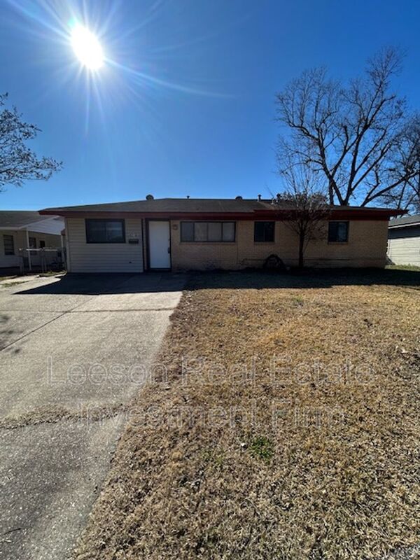 Bossier City House: 4216 Parkway