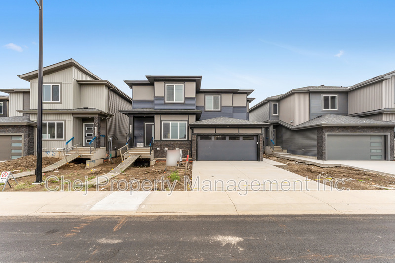 Edmonton House: 6381 King Wynd SW
