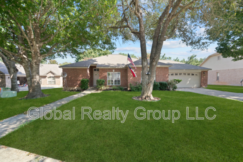 Schertz House: 1628 Bench Trl