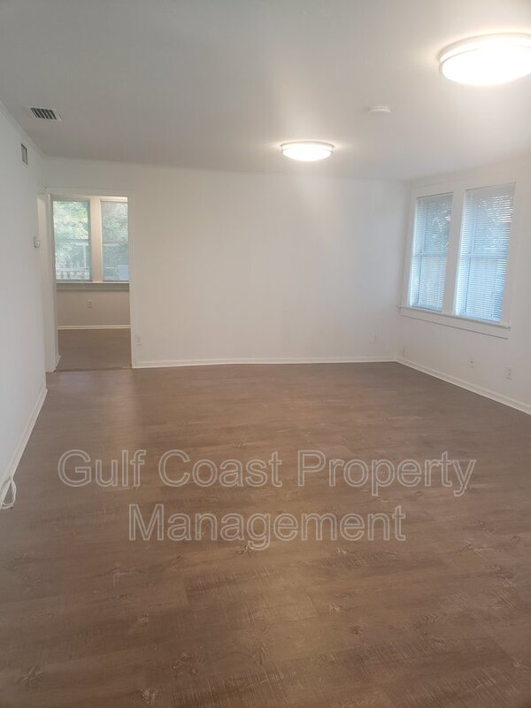 1718 7th Street Sarasota FL 34236 - Photo 5