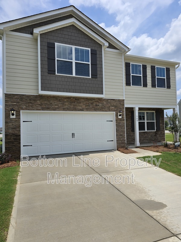 Monroe House: 549 Blackpool Ct
