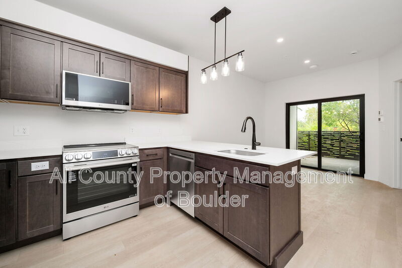 Main image for 2301 Pearl St #7