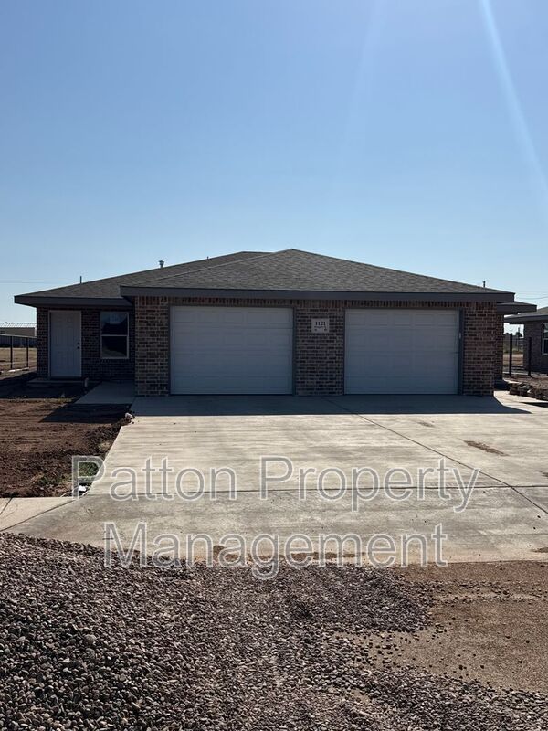 Hereford Condo: 1121 Mesquite Street