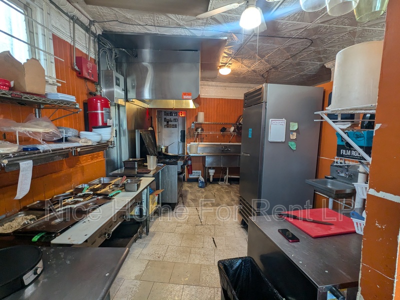 Pitman Condo: 28 Pitman Ave