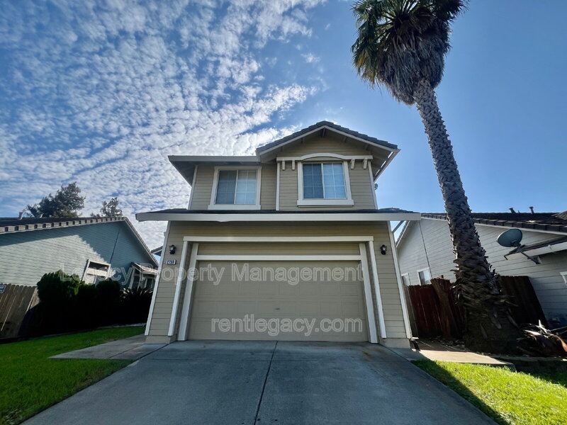 Fairfield House: 2750 Parkview Terrace