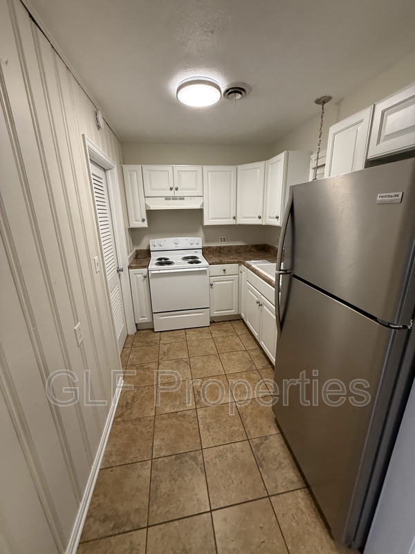 Nebraska City Condo: 605 N. 13th Street