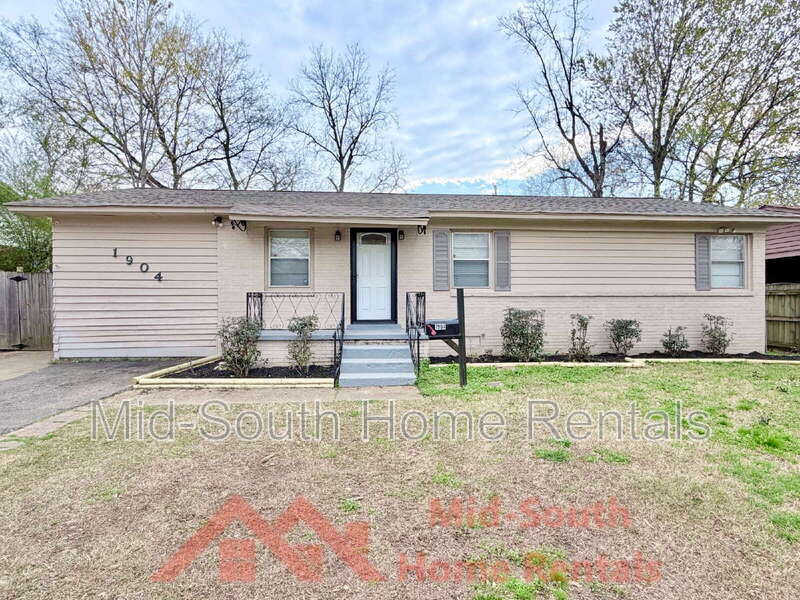 Memphis House: 1904 Capri Rd